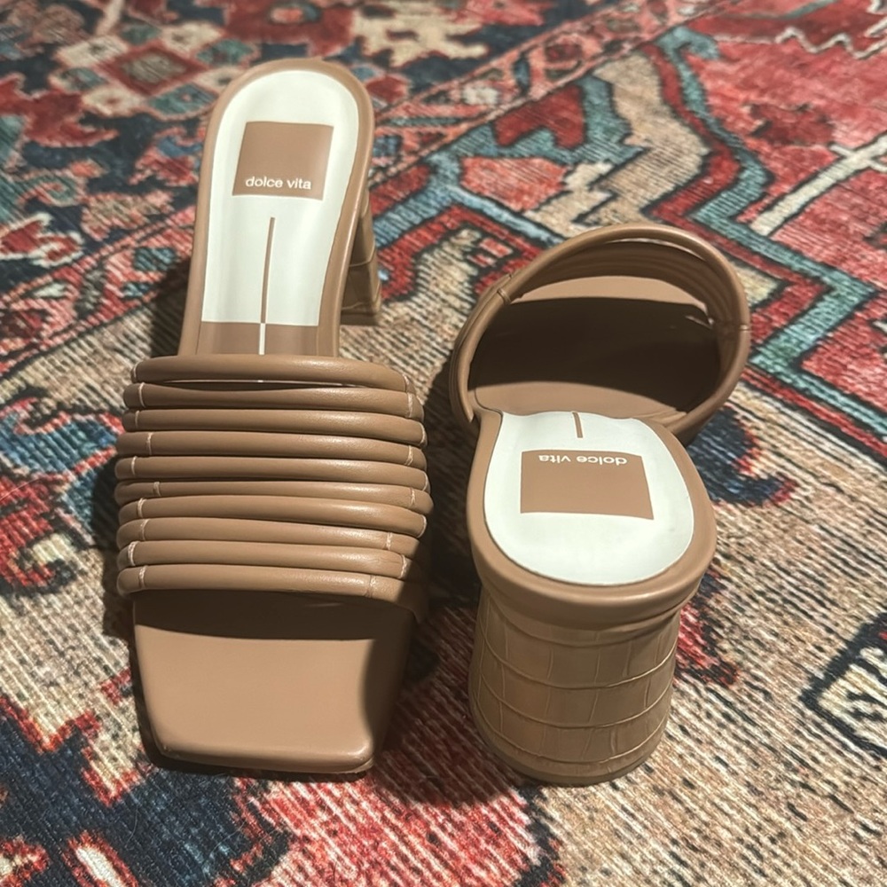 Dolce Vita Slid Heeled Sandal